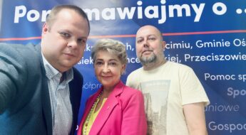 Od lewej: Jakub Przewoźnik, Izabela Miłkowska, Wojciech Andrzejczak