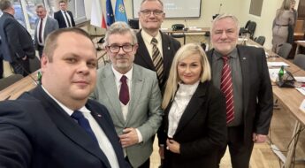 od lewej: Jakub Przewoźnik, Paweł Plinta, Krzysztof Kuczek, Renata Fijałkowska, Stanisław Biernat